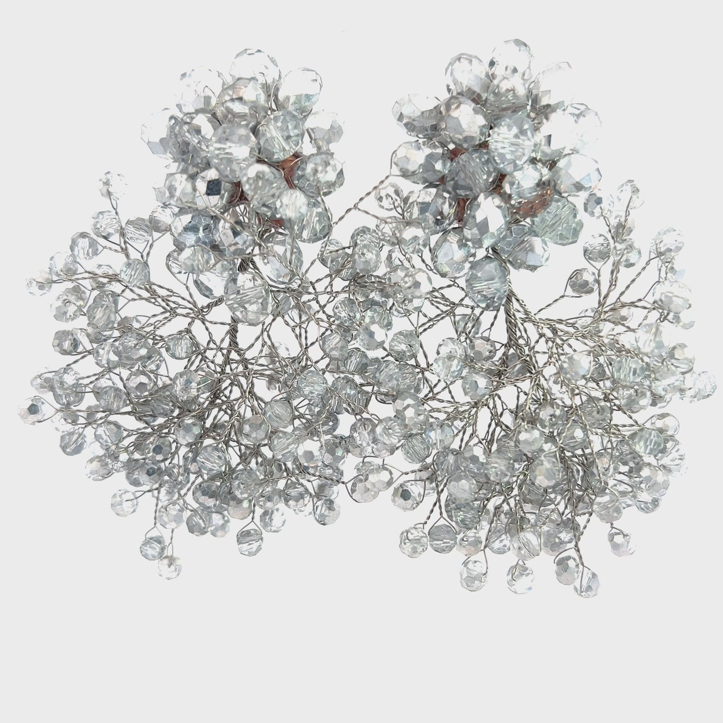Load and play video in Gallery viewer, Crystal Sculpture Statement Clip On Earring
 Born To Glam